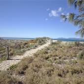 Kings Beach (Bowen)