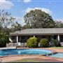 Ipswich Country Motel - Exterior