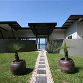 Modern Contermporary House "Altitude ONE40" - Mission Beach