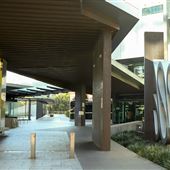 Brisbane Magistrates Court - Courtyard & Streetscape
