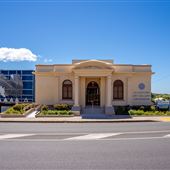 Gladstone Regional Art Gallery and Museum
