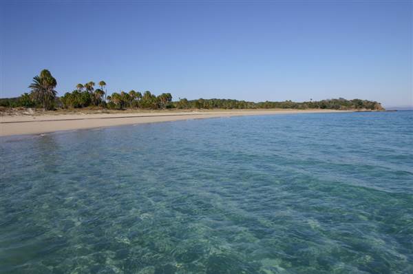 North Keppel Island -  Ko-no-mie - Considine Beach (18/09/2006)