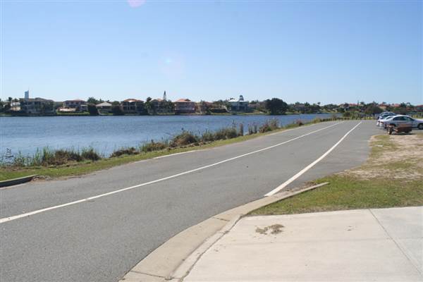 Robina Parkway (2/09/2013)
