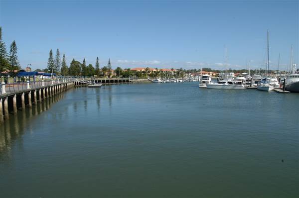 Raby Bay Marina (9/10/2007)
