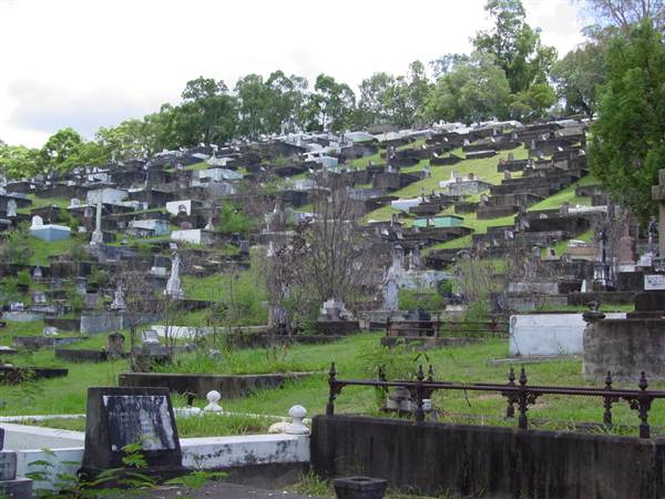 Toowong Cemetery (14/02/2005)