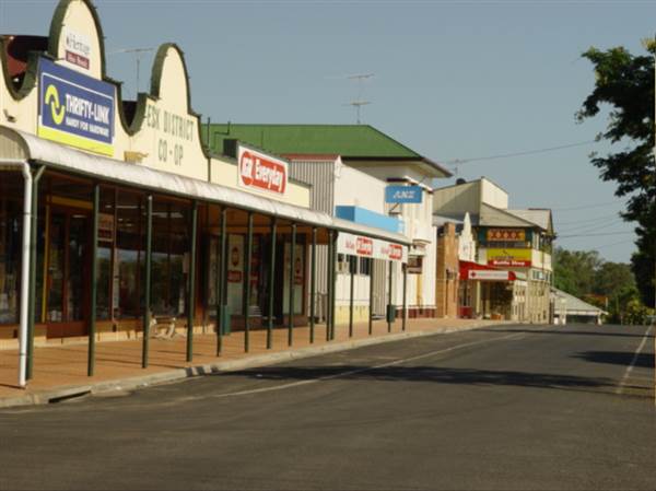 Toogoolawah Township (28/01/2005)