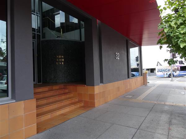 Cnr Logan Rd & Jurgens St (24/01/2014 - Credits: Angus Ledgerwood)