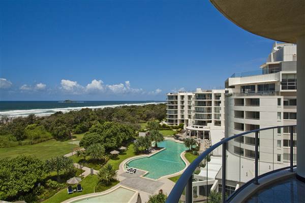 Ramada Marcoola Beach (6/10/2013)