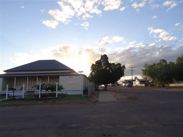 Longreach Township (8/07/2015 - Credits: Neil McGegor)