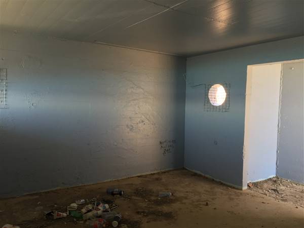 Townsville - Abandoned WW2 Bunker (1/09/2015 - Credits: Neil McGregor)