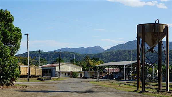 Mossman - Township (4/11/2019 - Credits: Karen Jones)