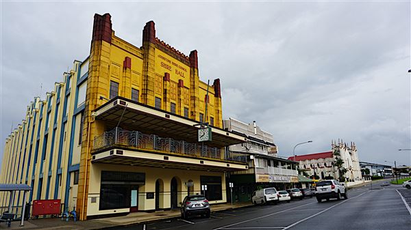 Innisfail - Streetscapes (1/11/2019 - Credits: Karen Jones)