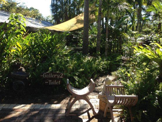 Nob Creek Pottery - Pottery Store & Gallery Space (12/02/2015 - Credits: TripAdvisor)