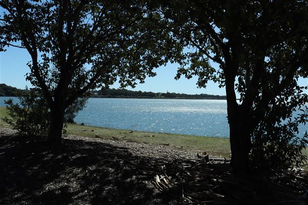 Raby Bay - Foreshore Park (8/05/2023 - Credits: Screen Queensland)