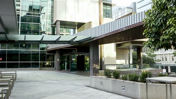 Brisbane Magistrates Court - Courtyard & Streetscape (2/06/2023 - Credits: Screen Queensland)