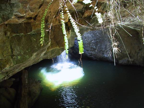 Natural Bridge (Arch & Waterfall) (27/07/2009)