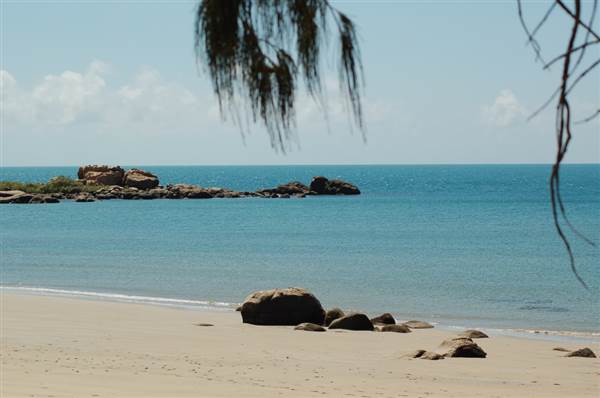 Rose Bay (Bowen) (8/11/2006)