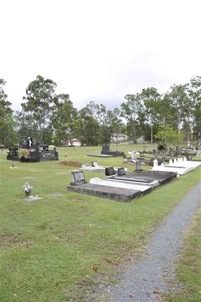 Nerang Cemetery (29/01/2014)