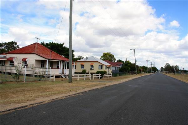 Rosewood - Mill Street (20/03/2014 - Credits: Dugald McMaster)