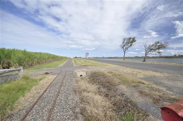 Pine Lodge entrance on Barossa river (28/05/2014 - Credits: Angus Ledgerwood)