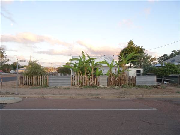 Longreach Township (8/07/2015 - Credits: Neil McGegor)