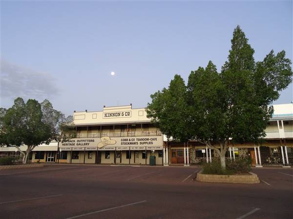 Longreach Township (8/07/2015 - Credits: Neil McGegor)