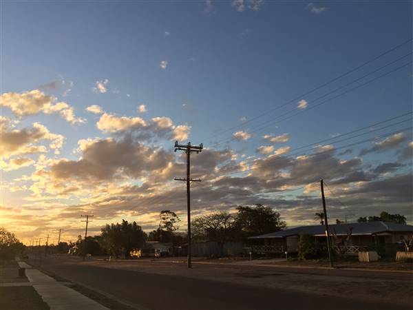 Longreach Township (8/07/2015 - Credits: Neil McGegor)