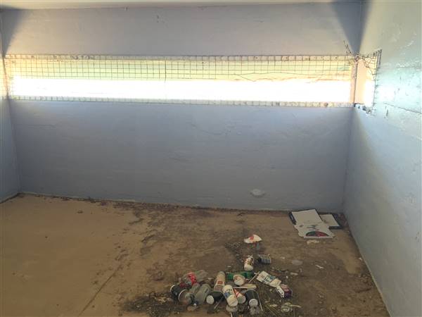 Townsville - Abandoned WW2 Bunker (1/09/2015 - Credits: Neil McGregor)