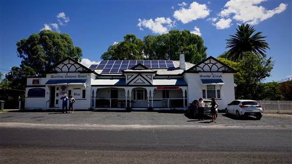 Sandy Creek Pub (Warwick Region) (3/04/2017)