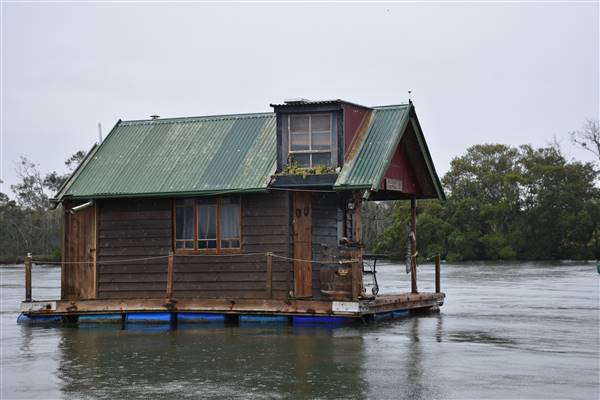 Noosa Everglades - Tewantin Docks (13/07/2017 - Credits: Kathryn Metcalfe)
