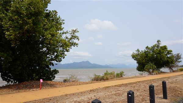 Cardwell - Coastline & Jetty (21/11/2019 - Credits: © Karen Jones)