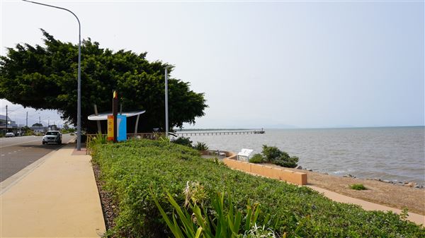 Cardwell - Coastline & Jetty (21/11/2019 - Credits: © Karen Jones)