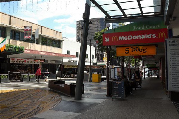 Brunswick Street Mall (25/04/2023 - Credits: Screen Queensland)