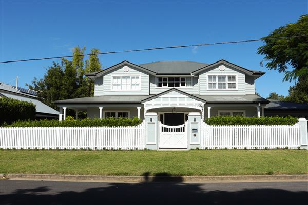Graceville Streetscape (10/05/2023 - Credits: Screen Queensland)