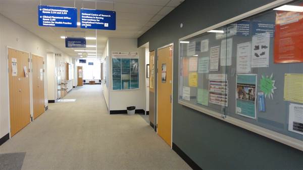 Hospital Wards & Nurses Stations - School of Pharmacy and Medical Sciences, Griffith University (2/09/2013)
