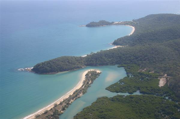 Great Keppel Island - Wop-Pa - Leekes Beach & Creek (31/08/2006)