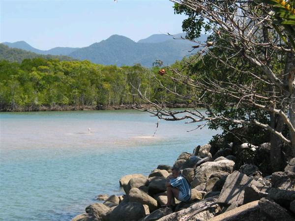 Mossman River Mouth (1/10/2007)