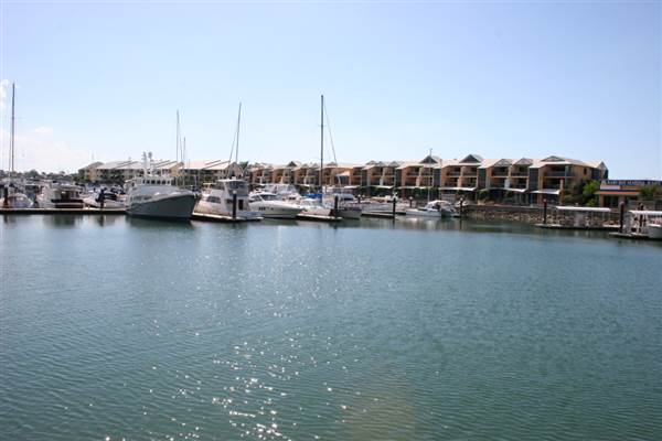 Raby Bay Marina (9/10/2007)