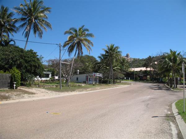 Rose Bay (Bowen) (8/11/2006)