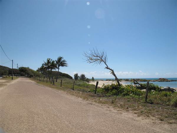 Rose Bay (Bowen) (8/11/2006)