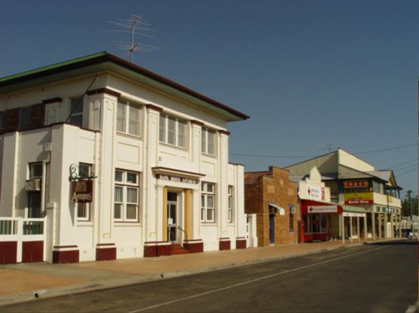 Toogoolawah Township (28/01/2005)