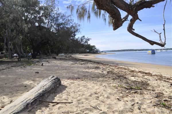 Coochiemudlo Island (3/02/2014)