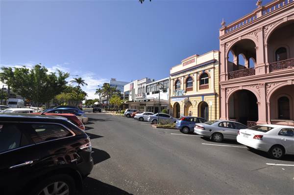 Bundaberg - City Streetscapes (27/05/2014)