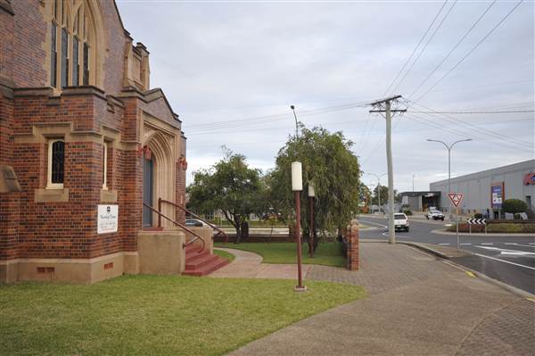 Bundaberg Uniting Church (27/05/2014 - Credits: Angus Ledgerwood)