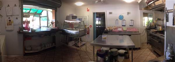 Crossroads Cafe - Daintree (19/12/2014)
