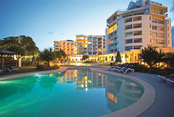 Ramada Marcoola Beach (6/10/2013)