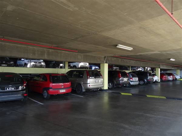 Ipswich Health Plaza Parkade (24/06/2015)