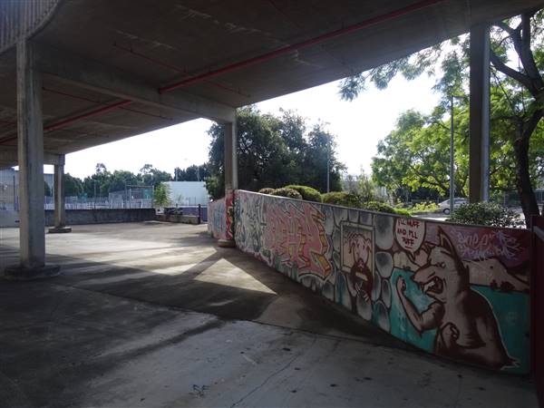 Ipswich Health Plaza Parkade (24/06/2015)