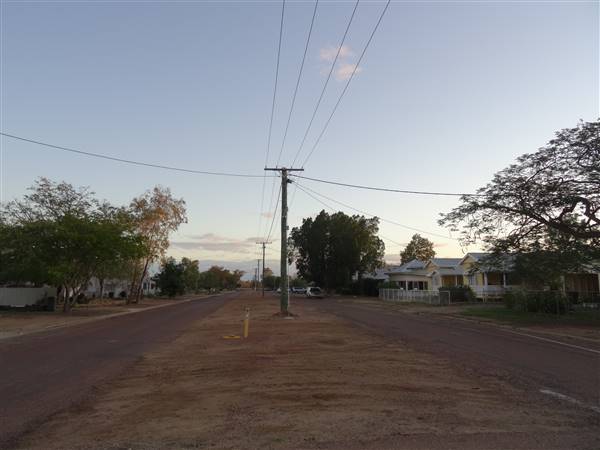 Longreach Township (8/07/2015 - Credits: Neil McGegor)