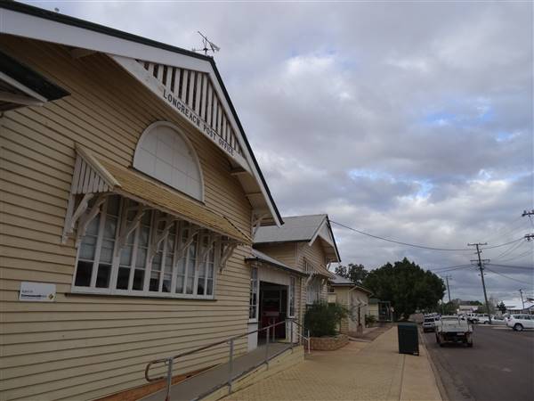 Longreach Post Office (10/07/2015)
